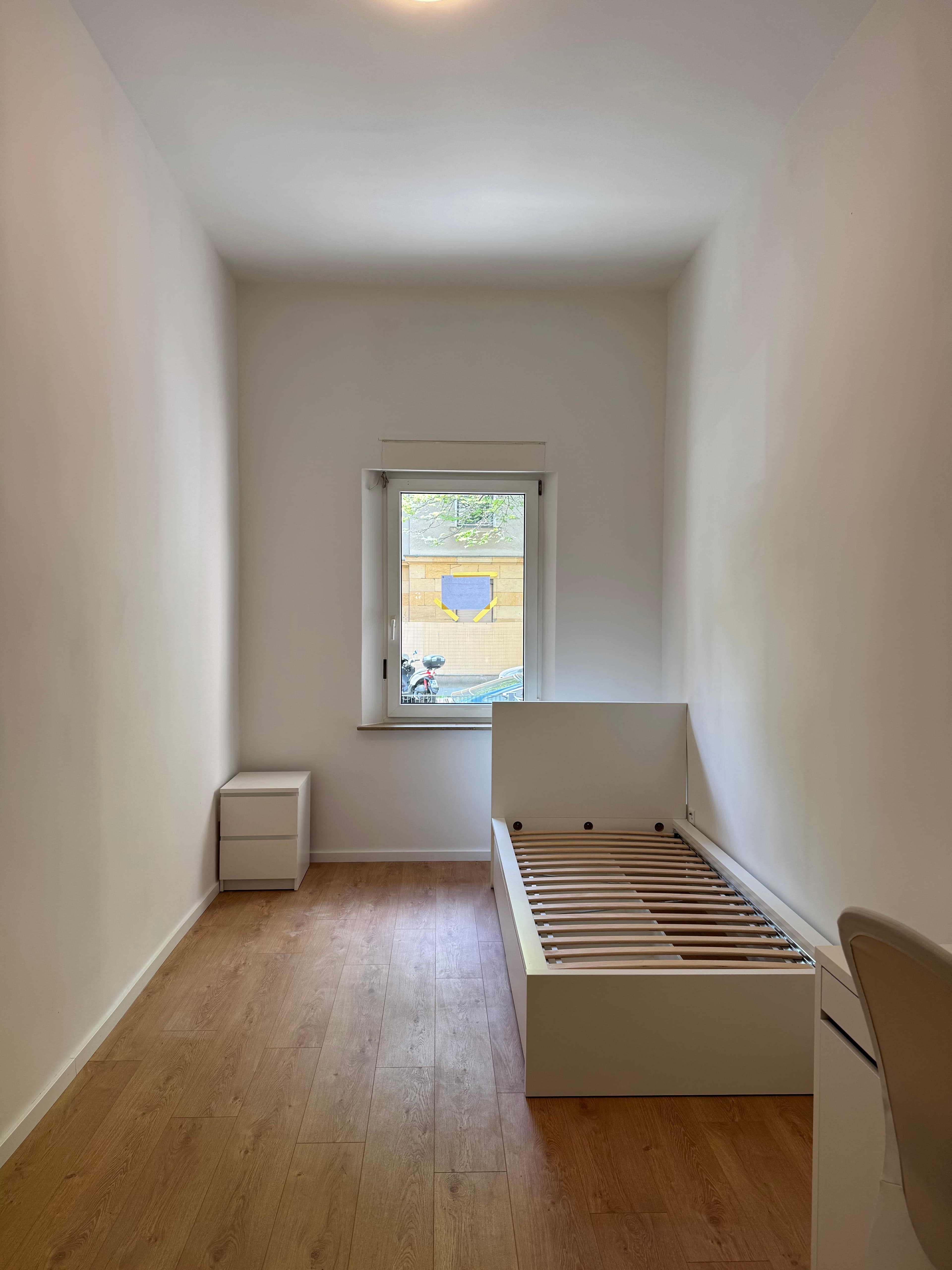 Wunderschönes Zimmer in frisch sanierter 4er WG verfügbar!!!